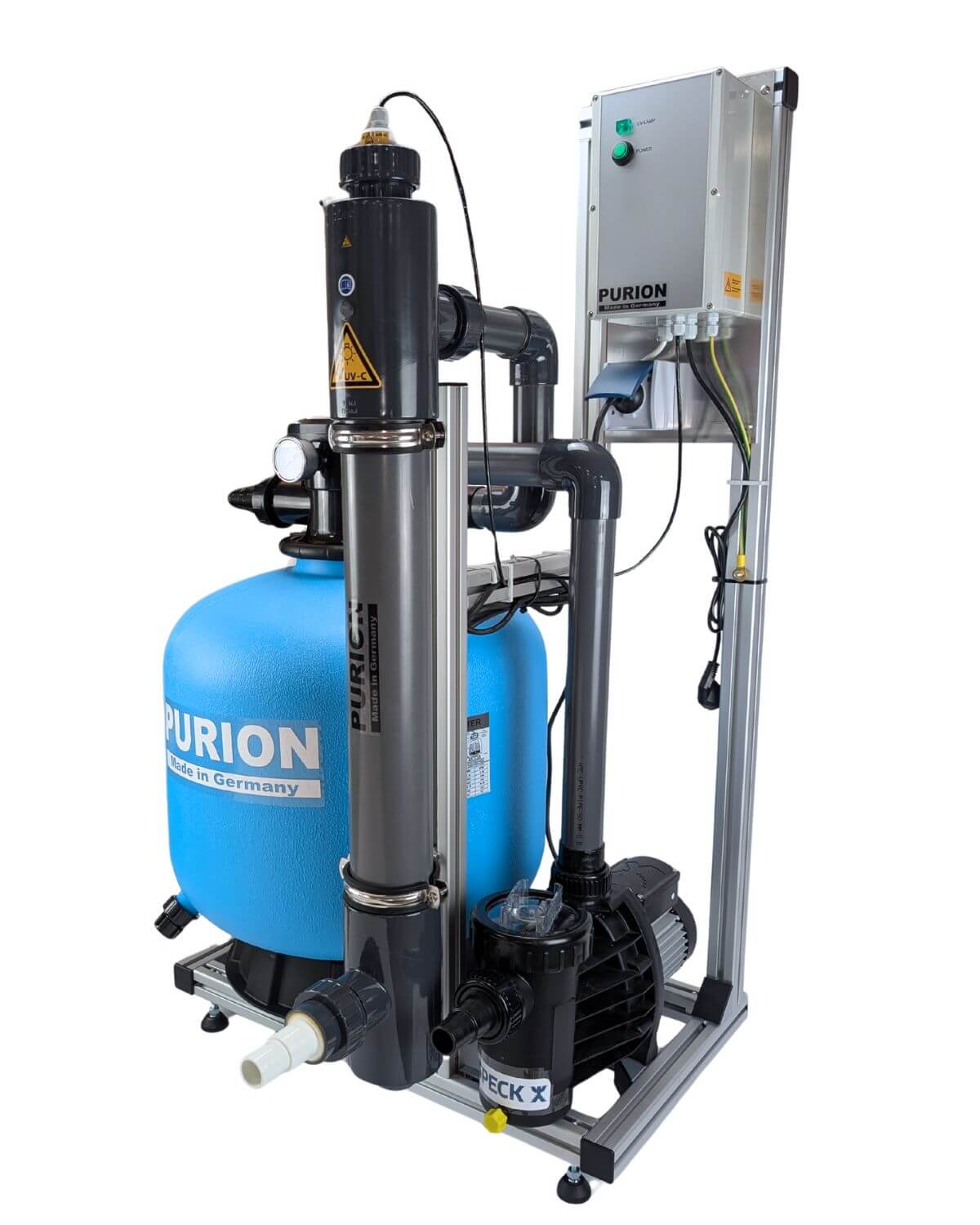 Die PURION GmbH Pool 80 PVC-U Basic ist ein industrielles Wasserfiltersystem mit blauem Tank, schwarzen Rohren, Pumpe, Metallfilterkammer und Bedienfeld - perfekt für die effiziente Desinfektion von Schwimmbecken und geeignet für den Einsatz in Salzwasser.