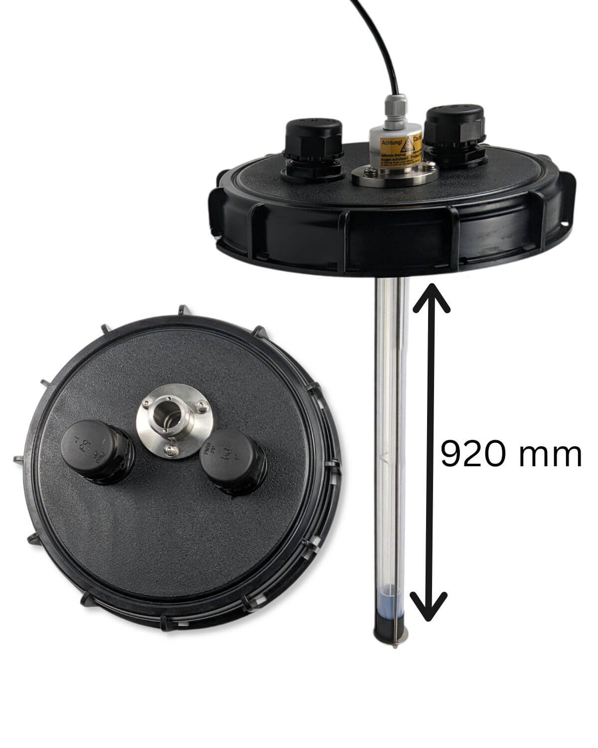Ein Bild einer PURION IBC DN225 90W OTC SPL BS Wasserpumpe mit angeschlossenem Schlauch, verwendet im UV Concept GmbH Tank Set zur Aufrechterhaltung der Trinkwasserqualität und zur Erleichterung von Durchflussanlagen.