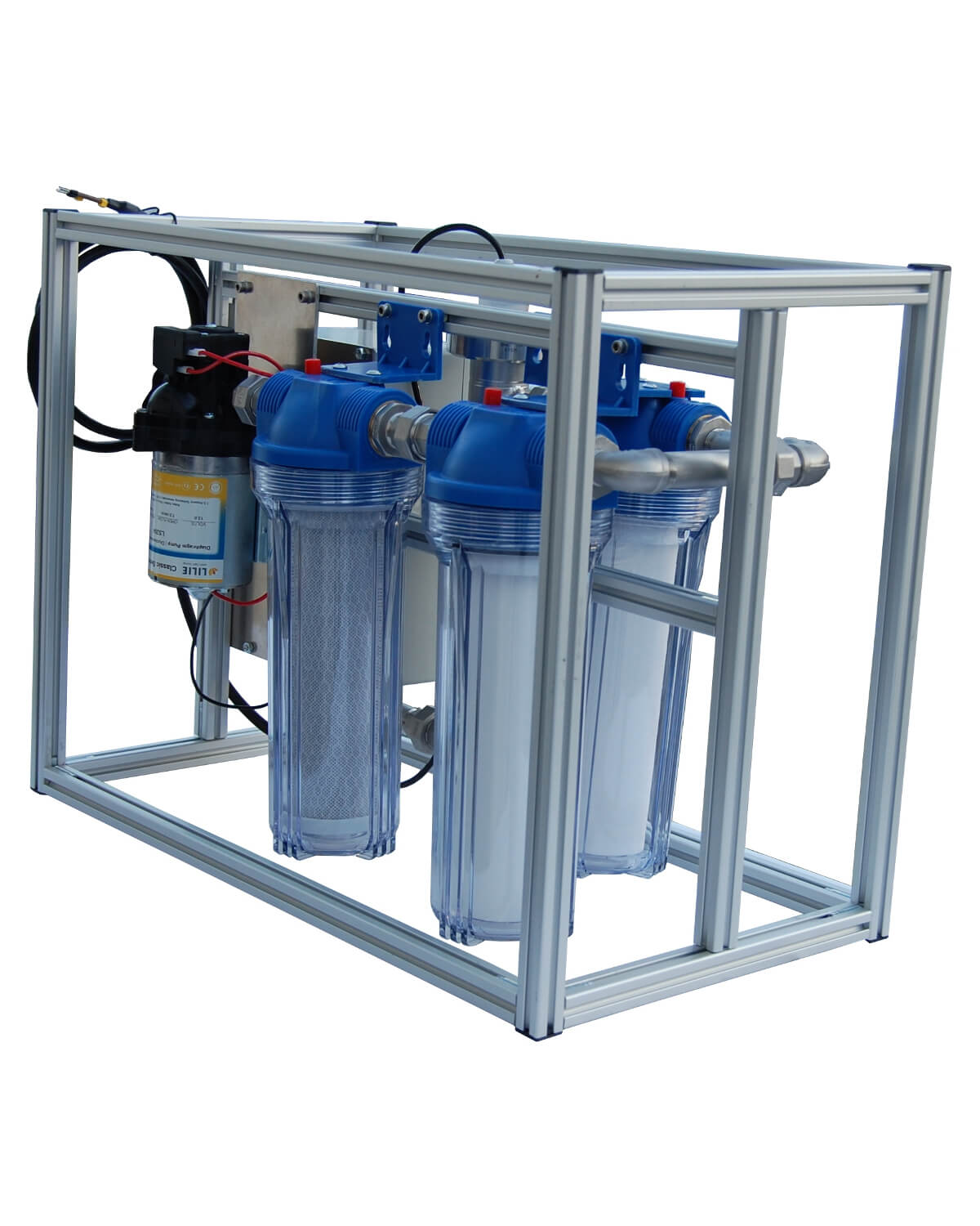 Ein Kompaktsystem MAX active mit zwei Blauwasserfiltern und einer UV-C-Anlage der Firma PURION GmbH.