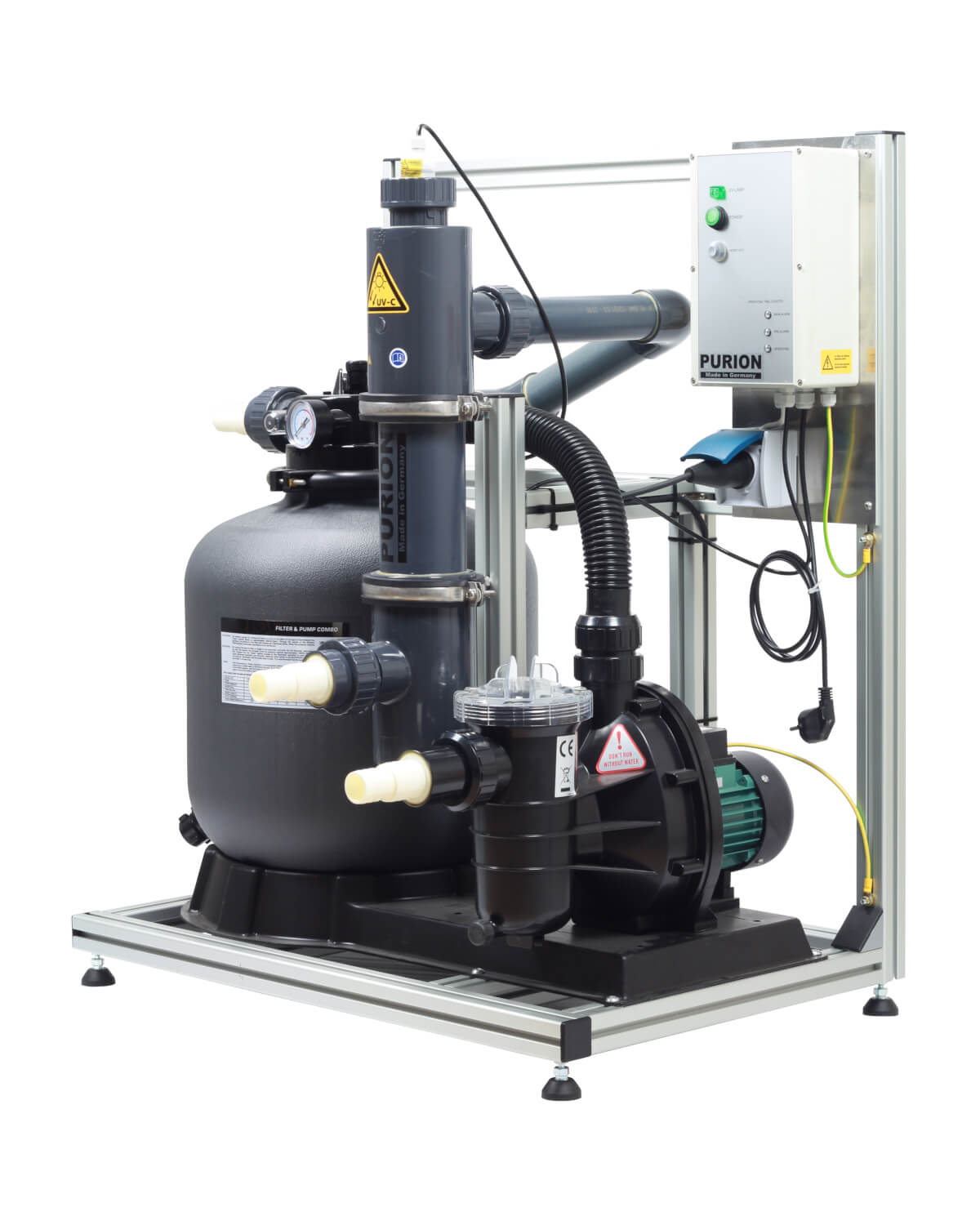 Ein Wasserfiltersystem ausgestattet mit einer UV-C-Anlage und der PURION Pool 40 PVC-U Plus-Technologie der PURION GmbH zur Bereitstellung von hygienisch sauberem Wasser für Pools.