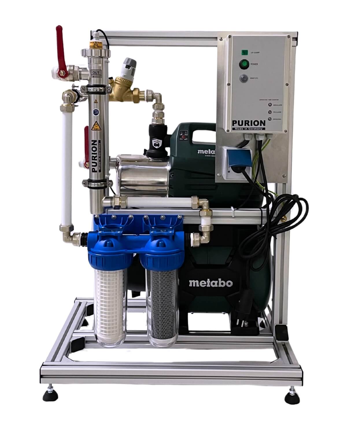 PURION 1000 Starter active od PURION GmbH to system filtracji i oczyszczania wody z metalową ramą, panelem sterowania, niebieskimi obudowami filtrów, orurowaniem, pompą Metabo i zintegrowaną jednostką UVC do poprawy jakości wody.