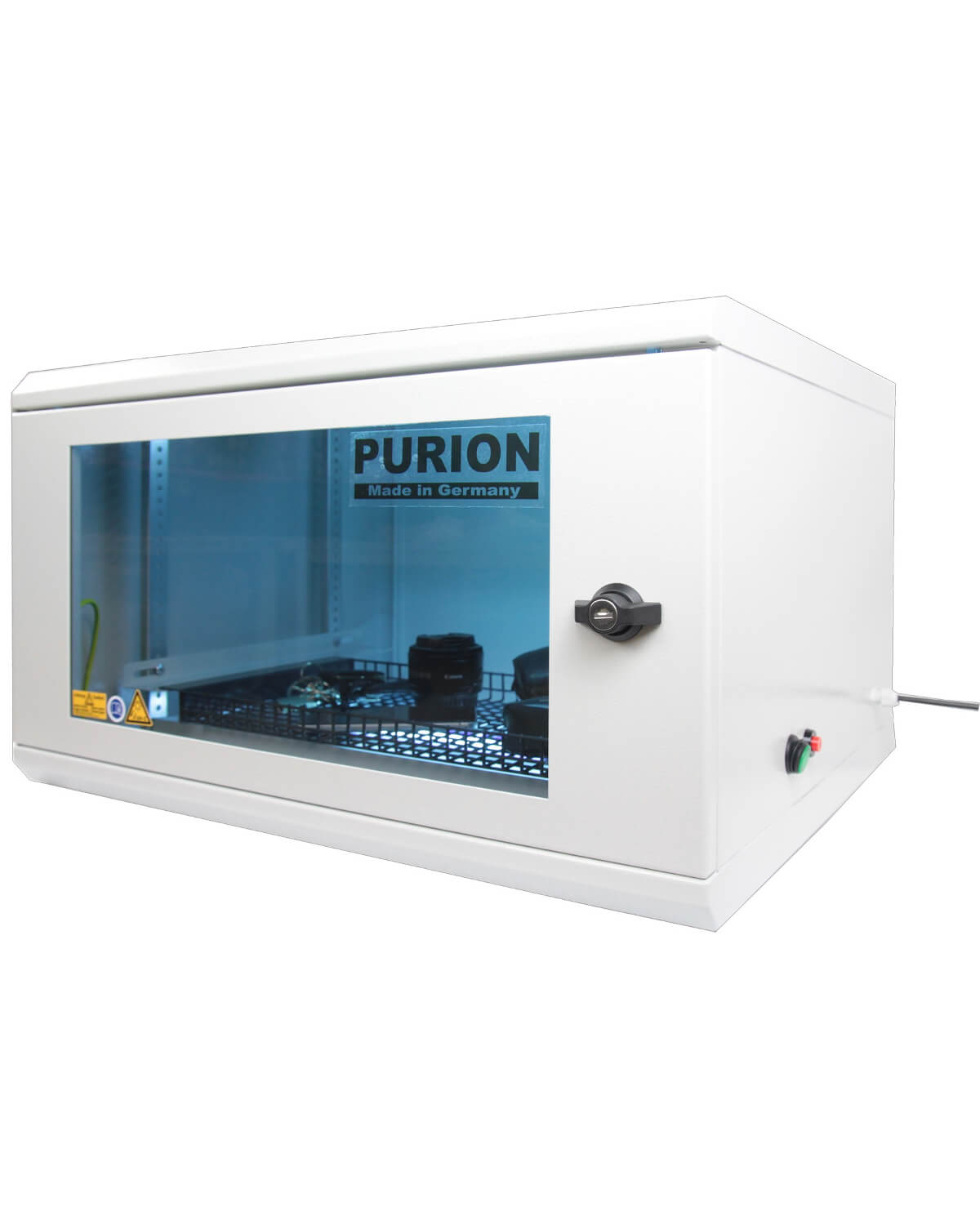 PURION GmbH käyttää UV-C-valoa desinfiointiin ja varmistaa korkeat hygieniastandardit PURION UVC Box Medium Basicin avulla.